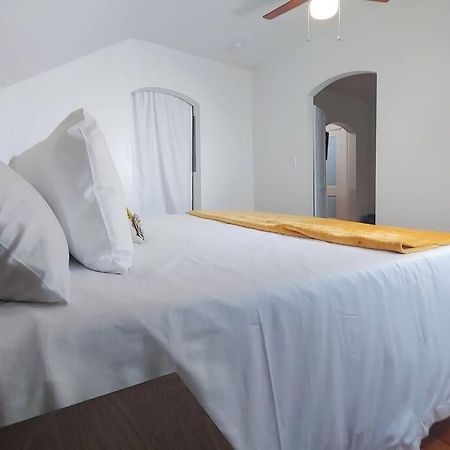 Historic W/Deck, King Bed & Air By Lake Michigan Manistee Luaran gambar
