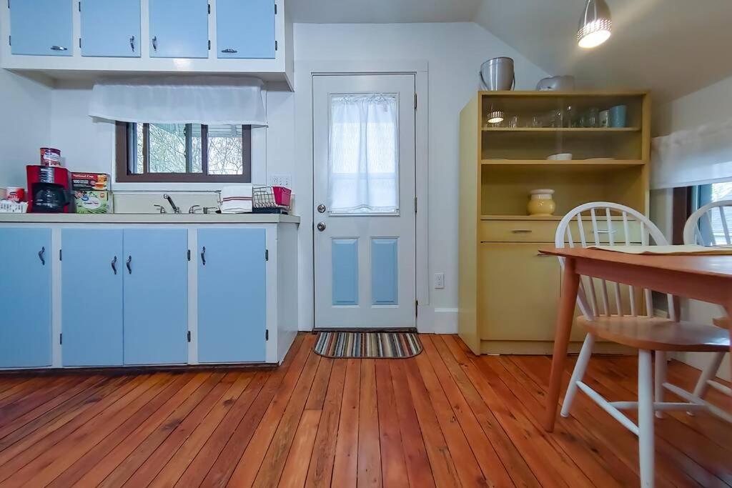 Historic W/Deck, King Bed & Air By Lake Michigan Manistee Luaran gambar